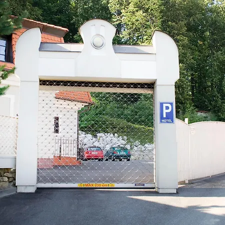 Ξενοδοχείο Zamecek Pod Hradem 111 Starý Jičín